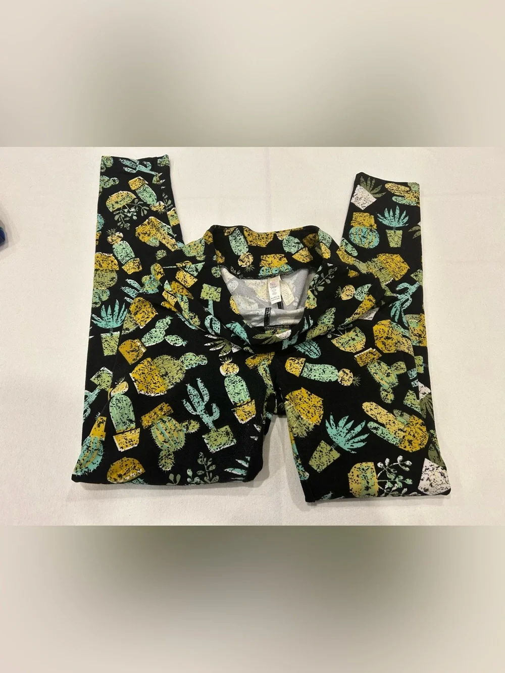 2 pair women’s legging bundle